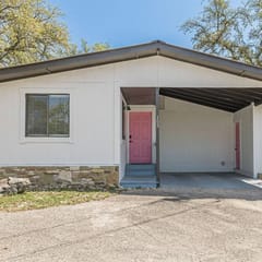 Light Pink View 300 in Wimberley