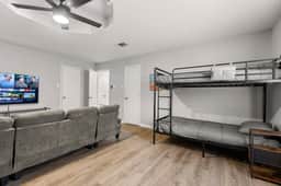 Cozy 4BR Near Baylor & Downtown Waco - Image 3