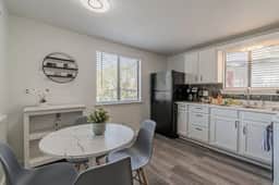 Light Pink View 300 in Wimberley - Image 3
