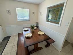 Rustic Charm near Domain, Q2 - Image 2