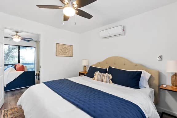 Blue Puerta 296 in Wimberley - Image 2