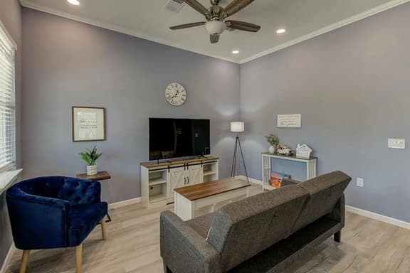 3 mins from Magnolia, Baylor, and Downtown Waco - Image 1
